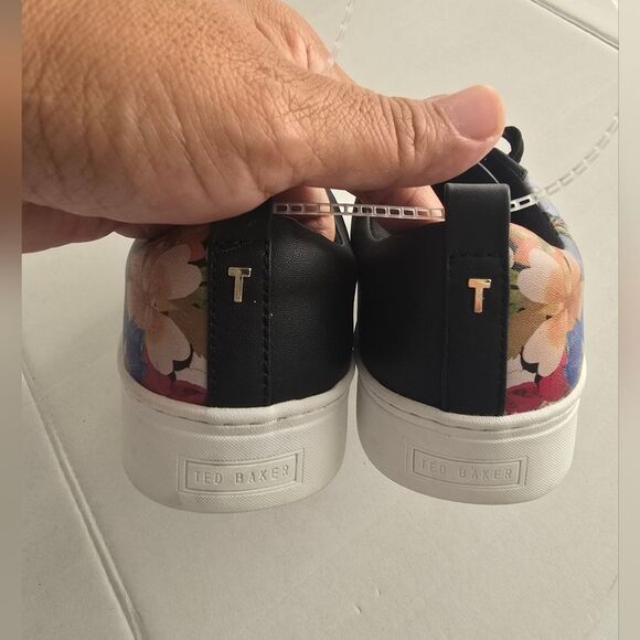 Ted Baker Alisson Sneakers Black Floral Size 6.5 - Picture 8 of 11